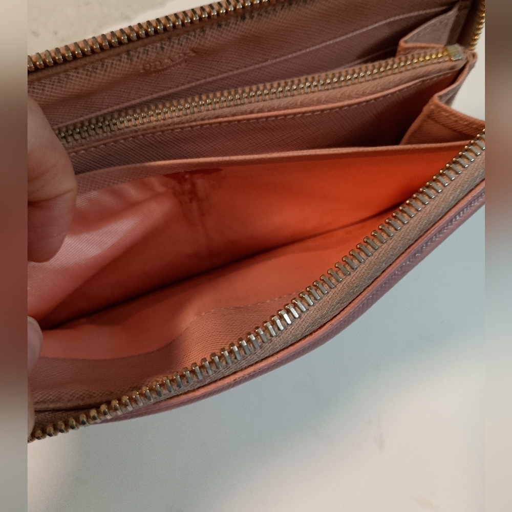 Authentic Pink Prada Saffiano Wallet - Picture 13 of 16